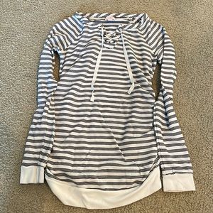 Maternity sweatshirt